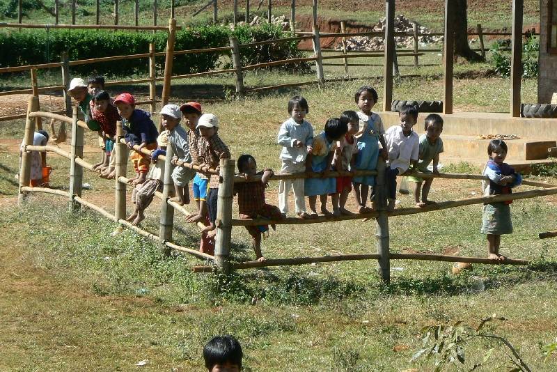 33 Scuola verso Pindaya